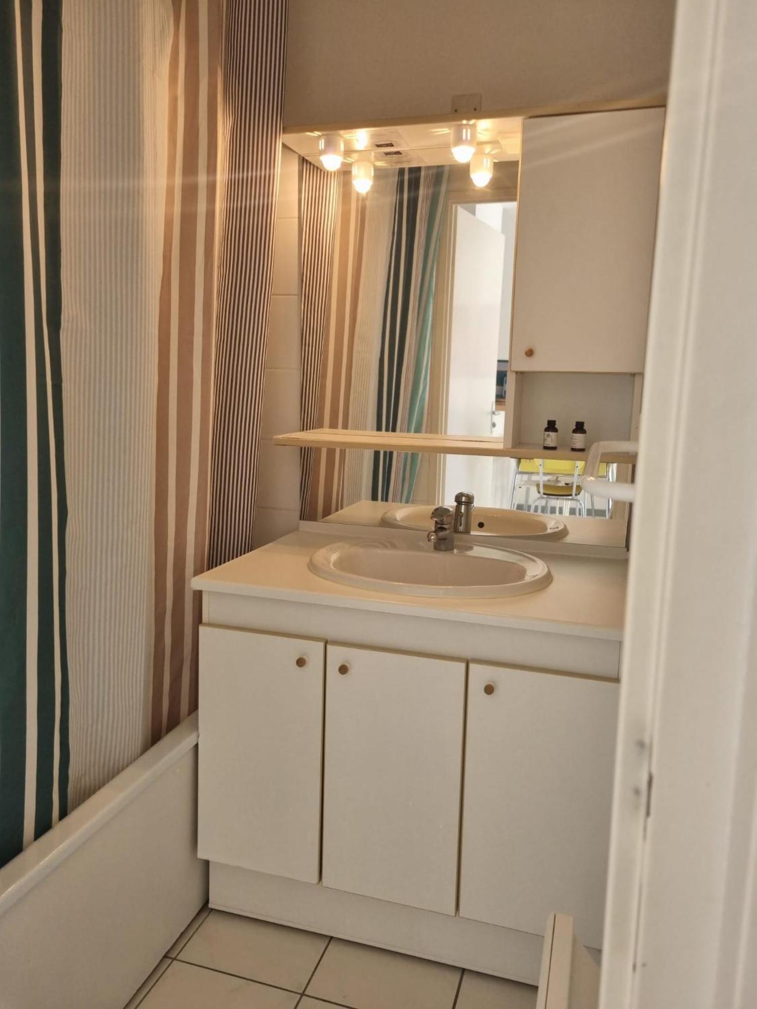 Appartement Du Golf Terrasse Piscine Tout A Pied 씨부르 외부 사진
